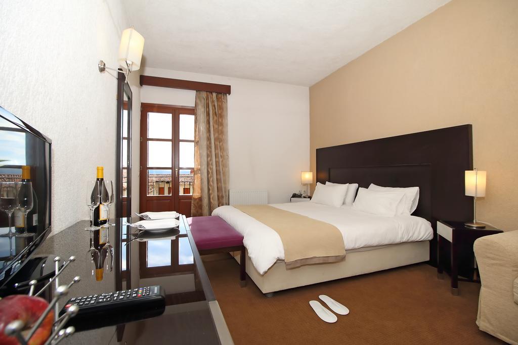 Boutique Hotel Parnassia أراخوفا المظهر الخارجي الصورة