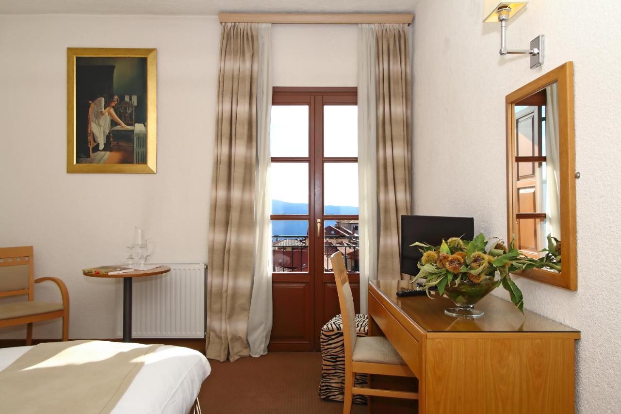 Boutique Hotel Parnassia أراخوفا المظهر الخارجي الصورة